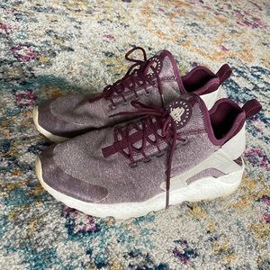 Best 25 Deals For Nike Air Huarache Running Shoes Poshmark